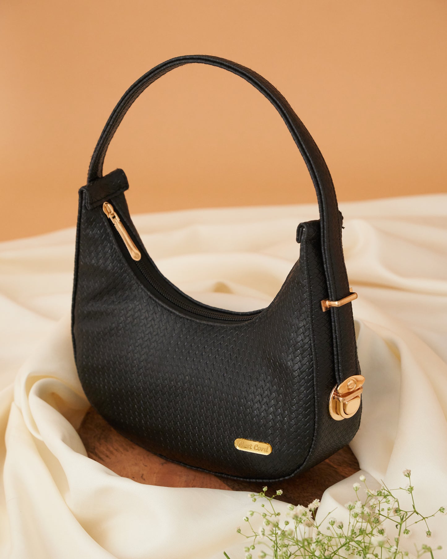NestCord Luxe Crescent Bag – Black Liner